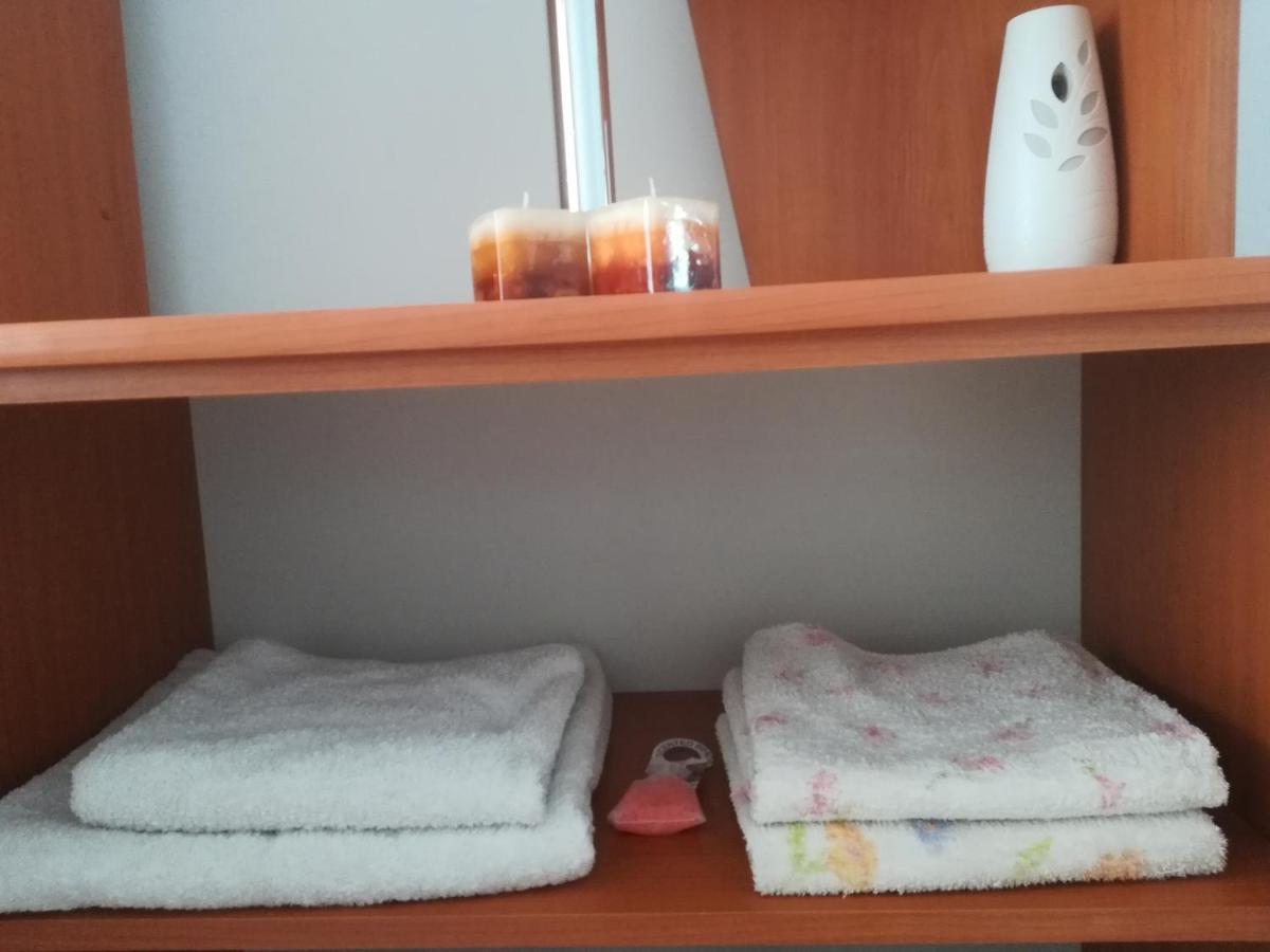 Simona Apartment Topliţa Екстериор снимка